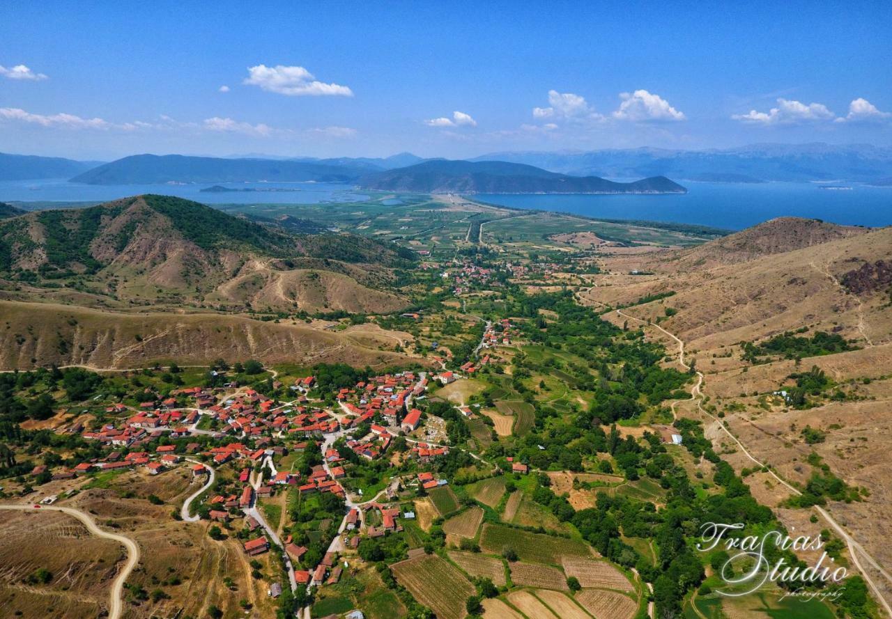 Гостевой дом Dora'S House At Agios Germanos Prespes Экстерьер фото