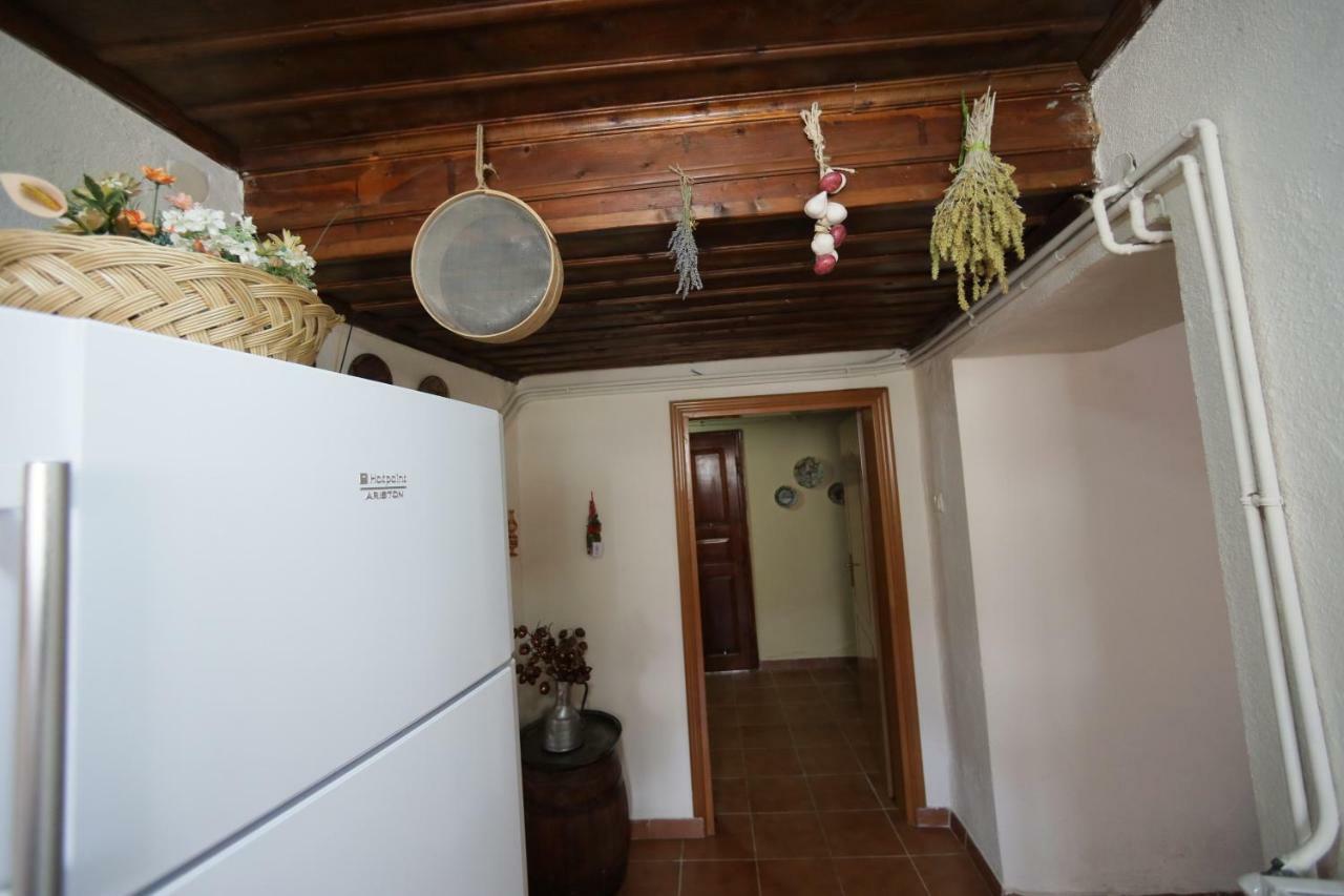 Гостевой дом Dora'S House At Agios Germanos Prespes Экстерьер фото