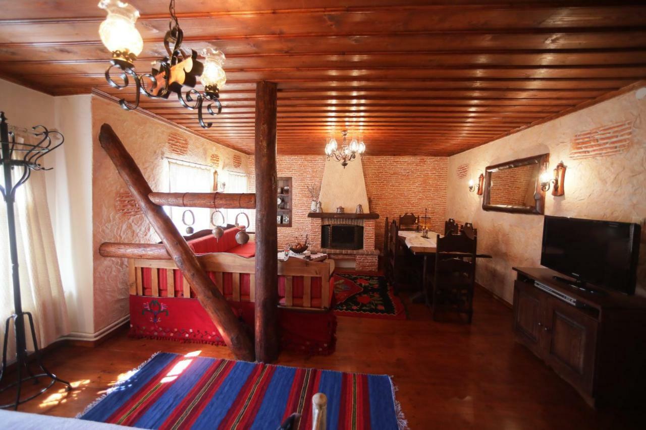 Гостевой дом Dora'S House At Agios Germanos Prespes Экстерьер фото